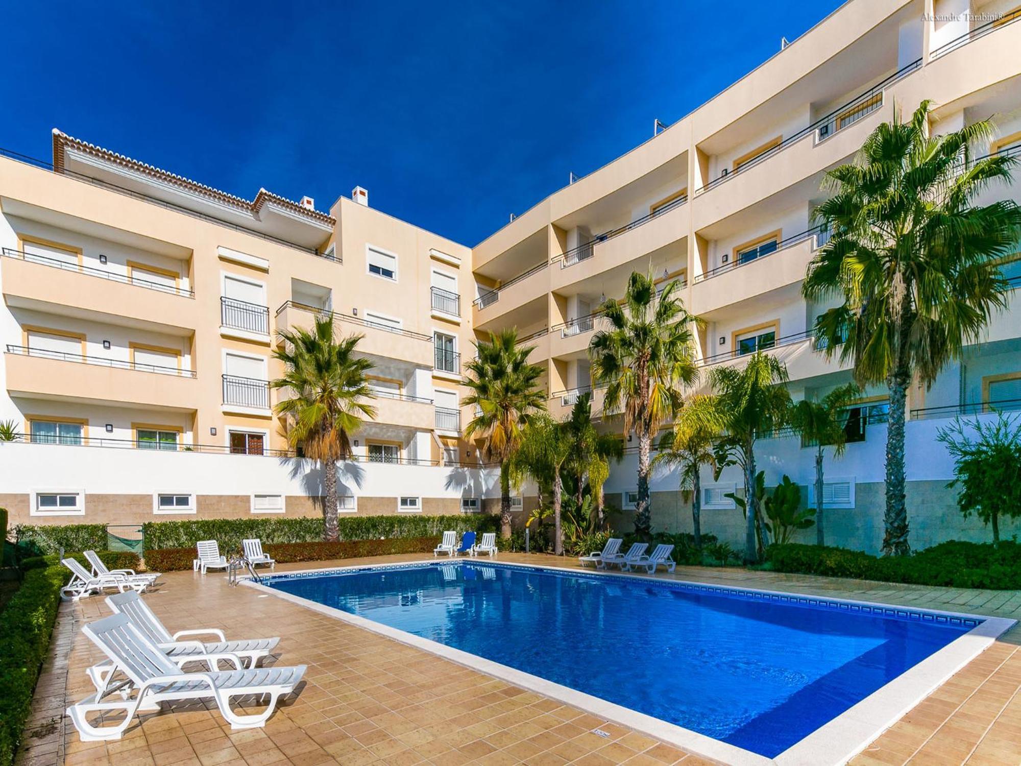 A04 - Large Modern 1 Bed Apartment With Pool Лагуш Экстерьер фото